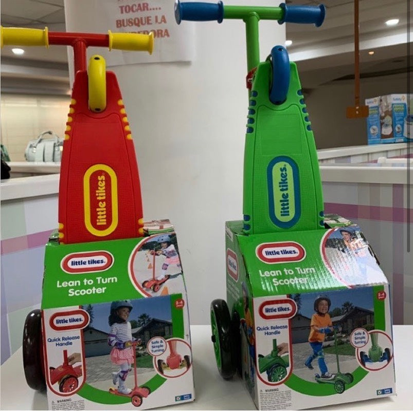 Monopatín Scooter Little Tikes con asa extraible